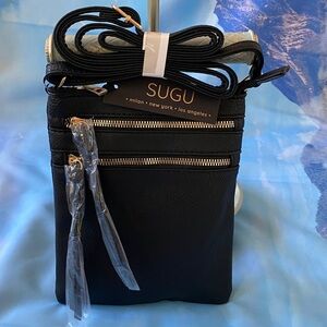 NWT SG SUGU Ivy Small Crossbody Bag with multiple zippered compartments